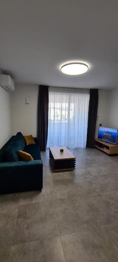 Next Door Apartment Maro & Ivan Njivice Εξωτερικό φωτογραφία