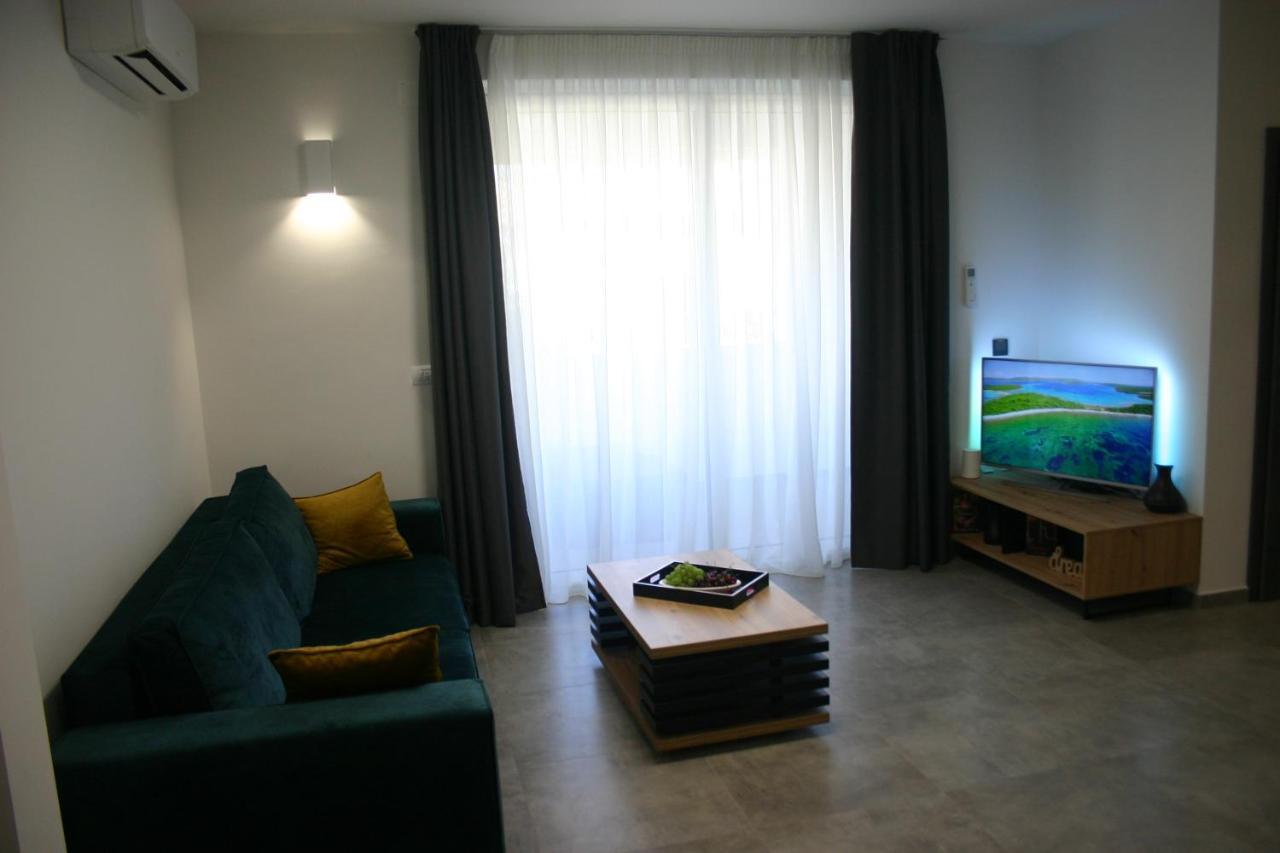 Next Door Apartment Maro & Ivan Njivice Εξωτερικό φωτογραφία